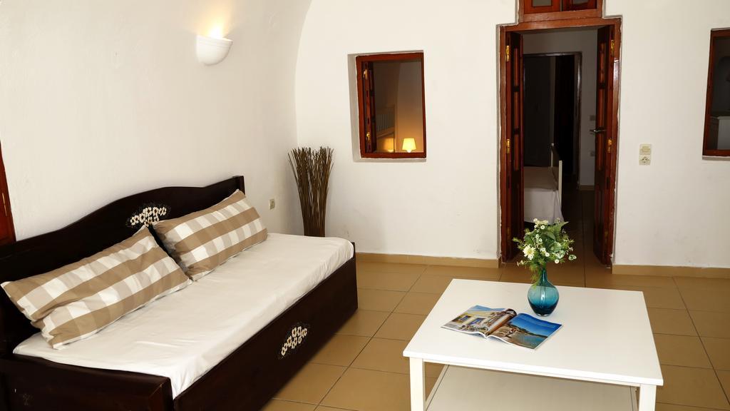 Finesse Suites Oia  Exterior foto