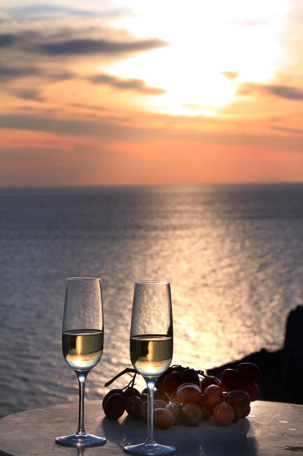 Finesse Suites Oia  Exterior foto