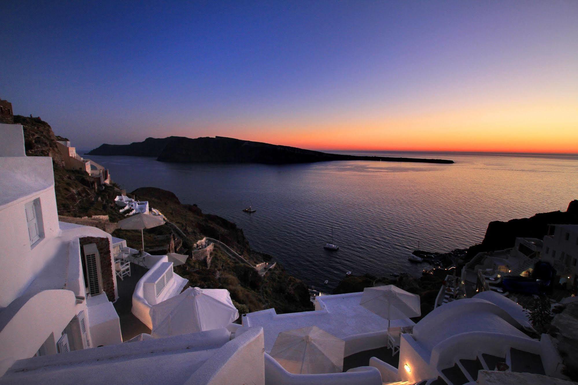 Finesse Suites Oia  Exterior foto