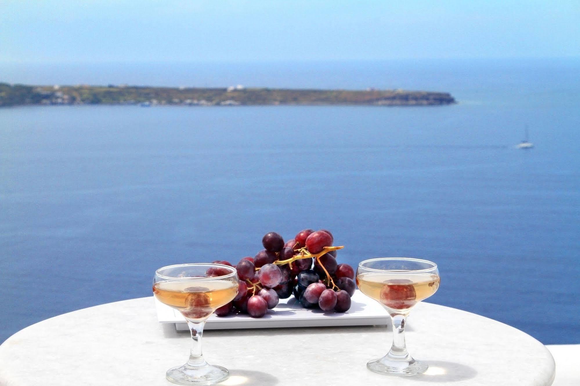 Finesse Suites Oia  Exterior foto