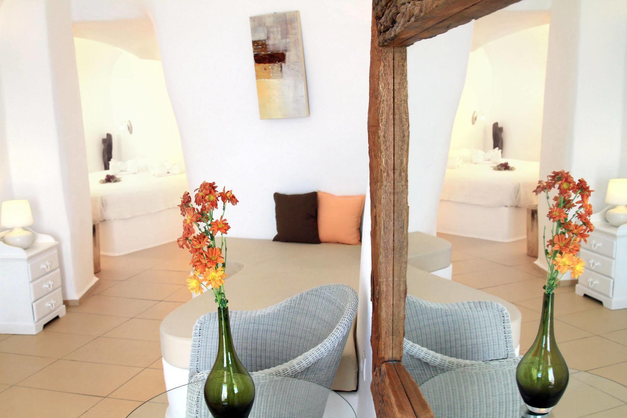Finesse Suites Oia  Exterior foto
