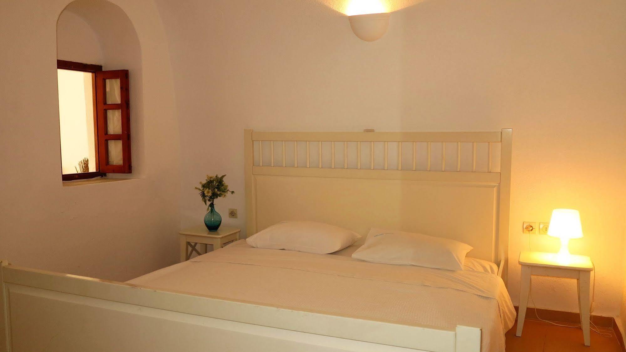 Finesse Suites Oia  Exterior foto
