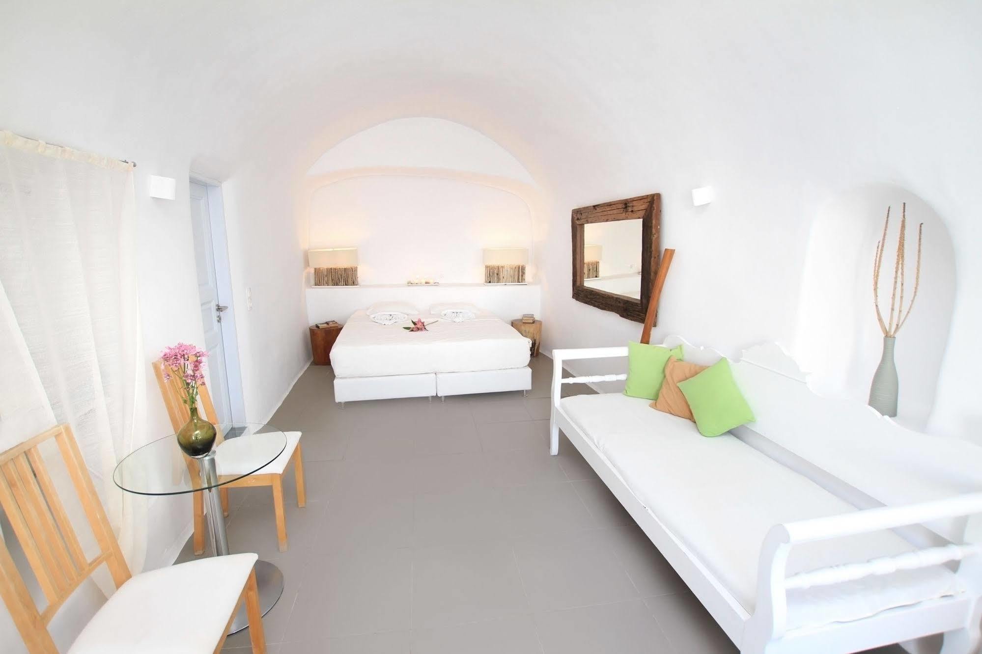 Finesse Suites Oia  Exterior foto
